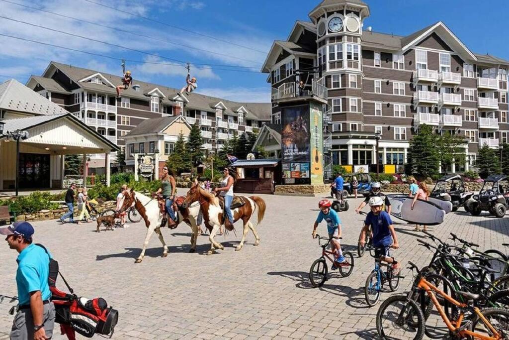 סנואושו Mountain Lodge Getaway, Ski-In/Ski-Out, Heart Of The Village מראה חיצוני תמונה